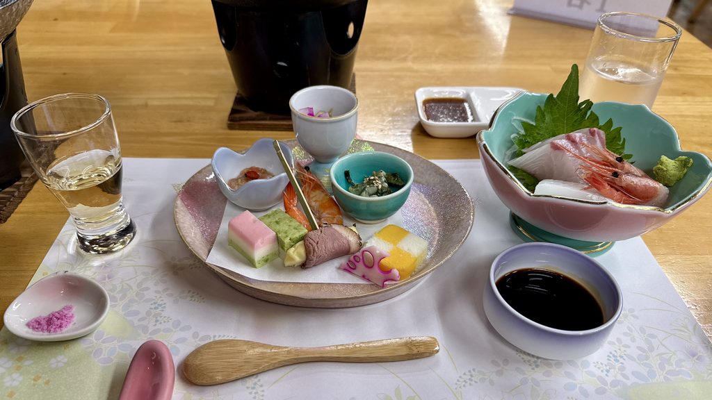 清流荘の夕食 お造りと前菜