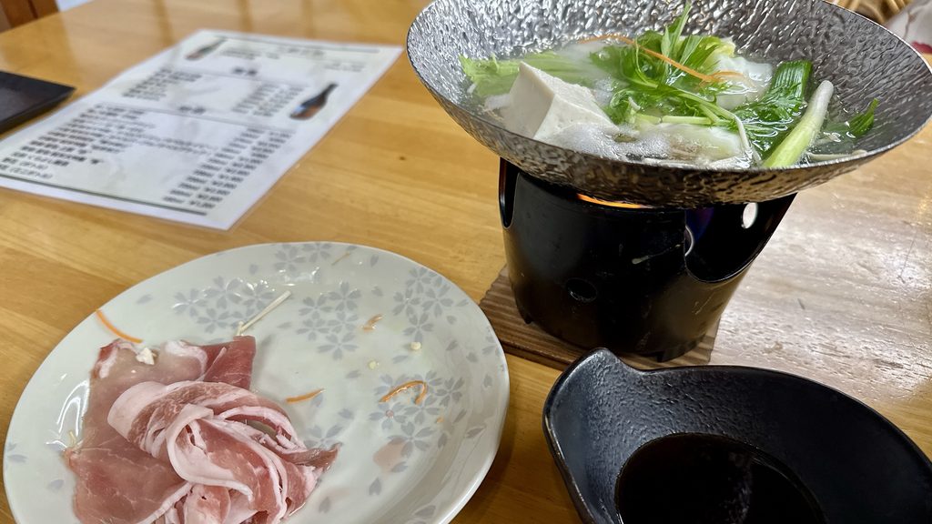 清流荘の夕食 豚しゃぶ