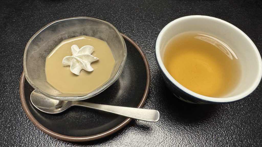依山楼岩崎の夕食デザート